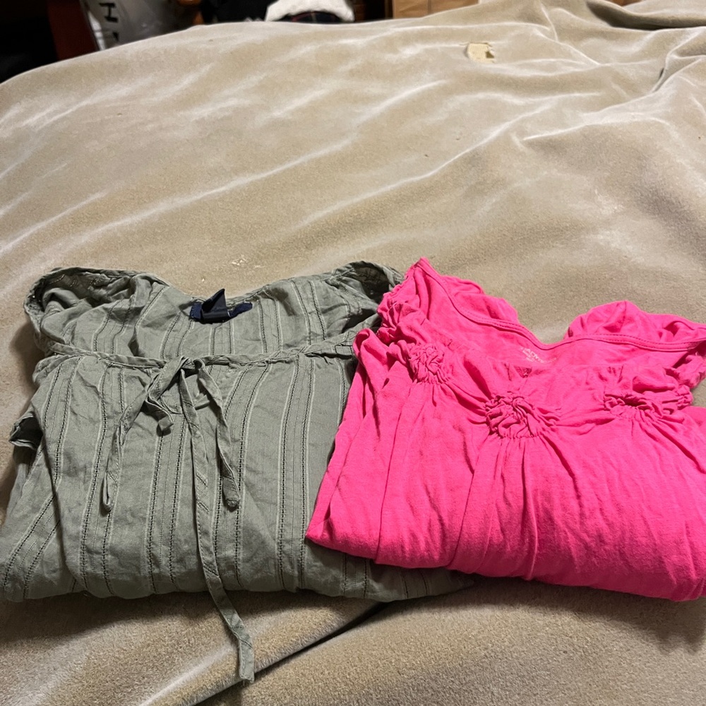 Chadwick’s Women’s and Gap Women’s Toos Linl and Olive Green Size 1X and XXL